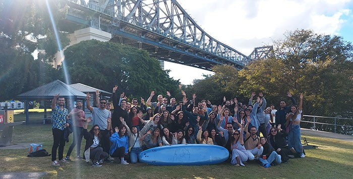 Barbacoa de estudiantes adultos en Australia